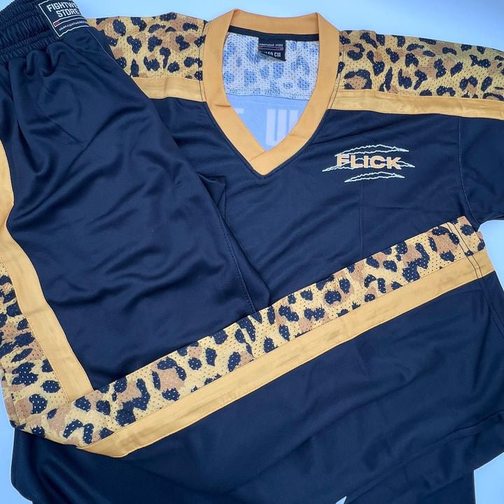 Gold Leopard Fight Kits